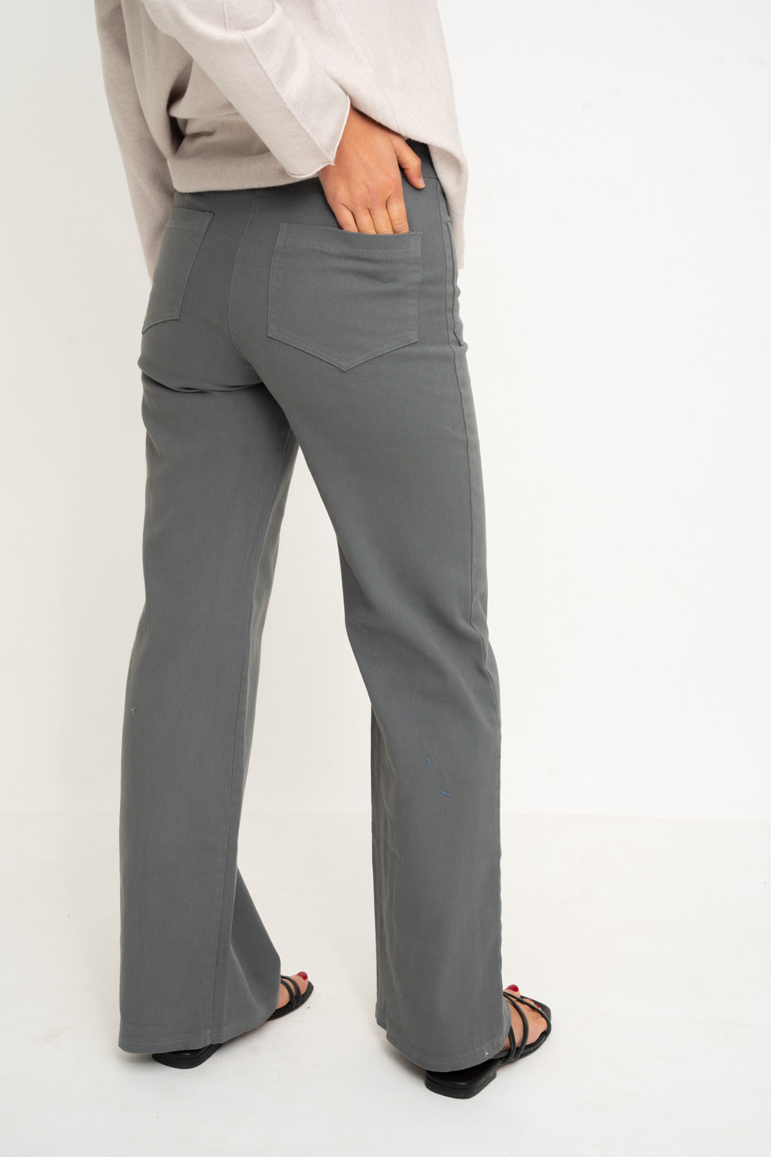 Pantalón LAU gris