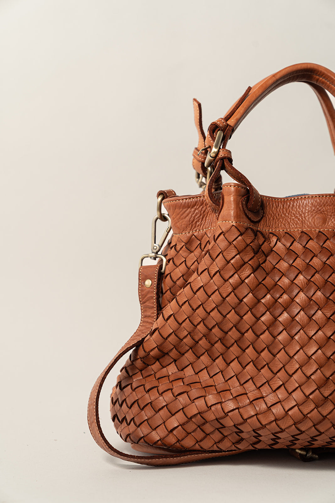 BOLSO PIEL BRADD Cognac
