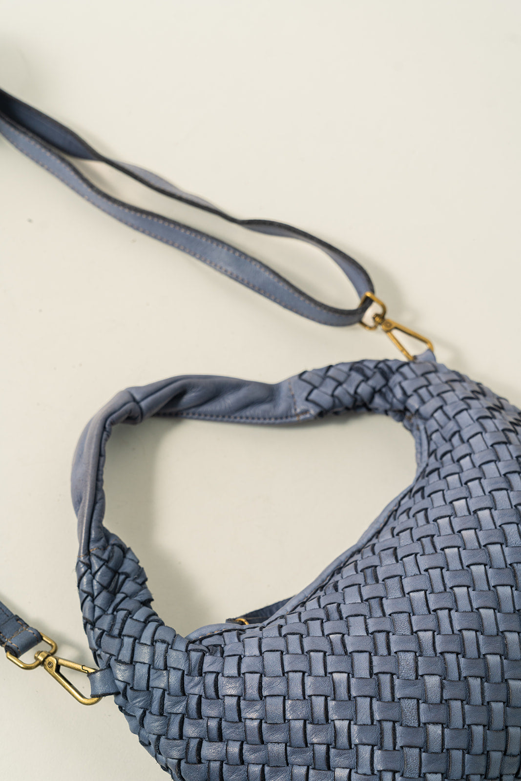 BOLSO PIEL MUNK azul