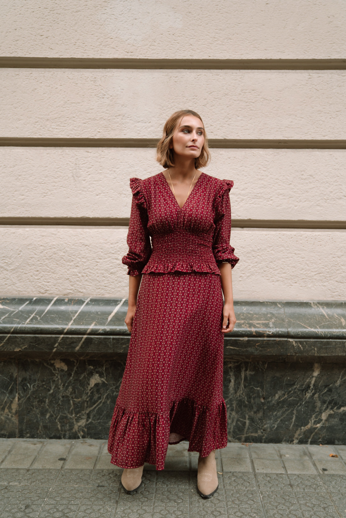 Vestido OHARA estampado vino