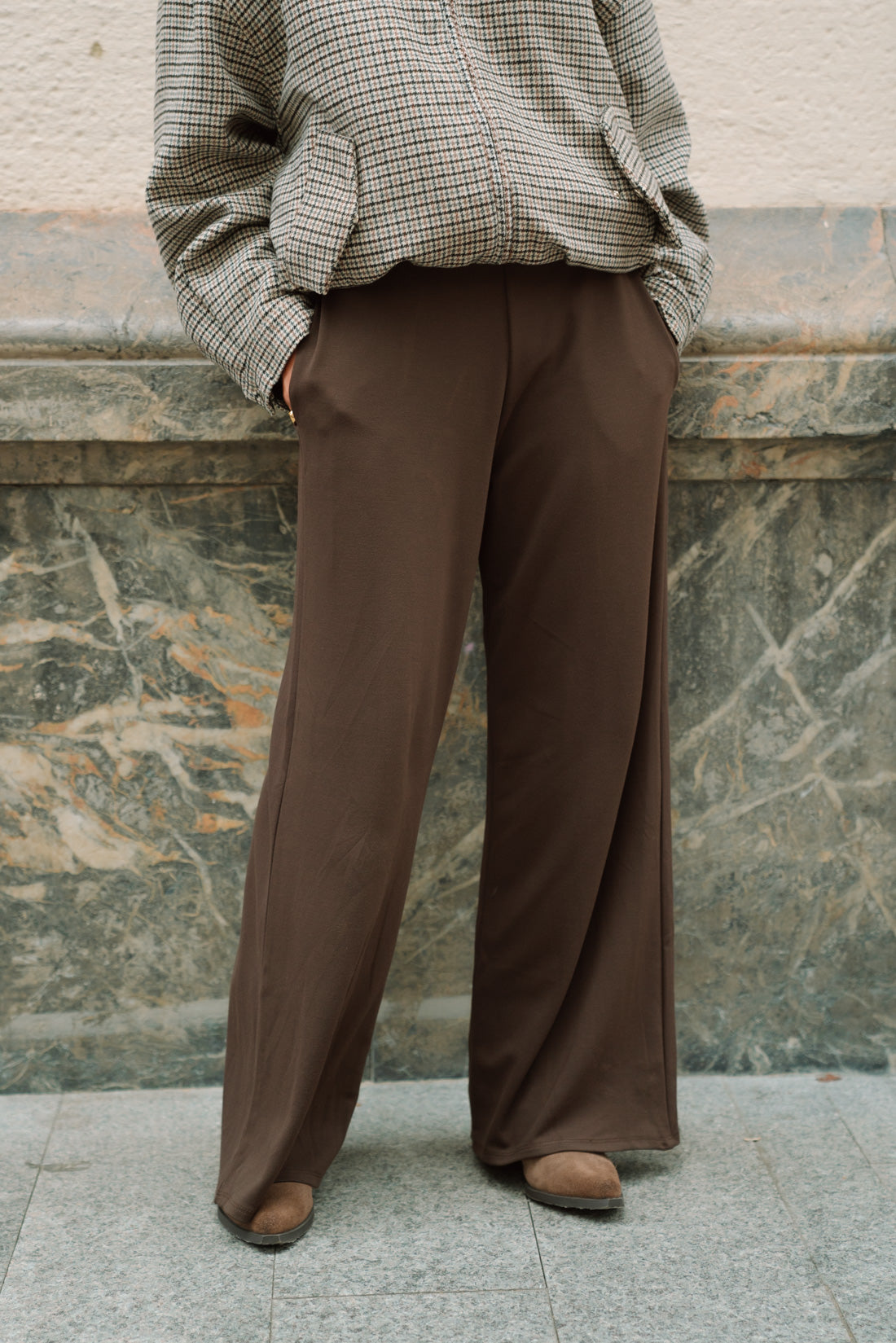 Pantalón UNIF choco (bolsillos)