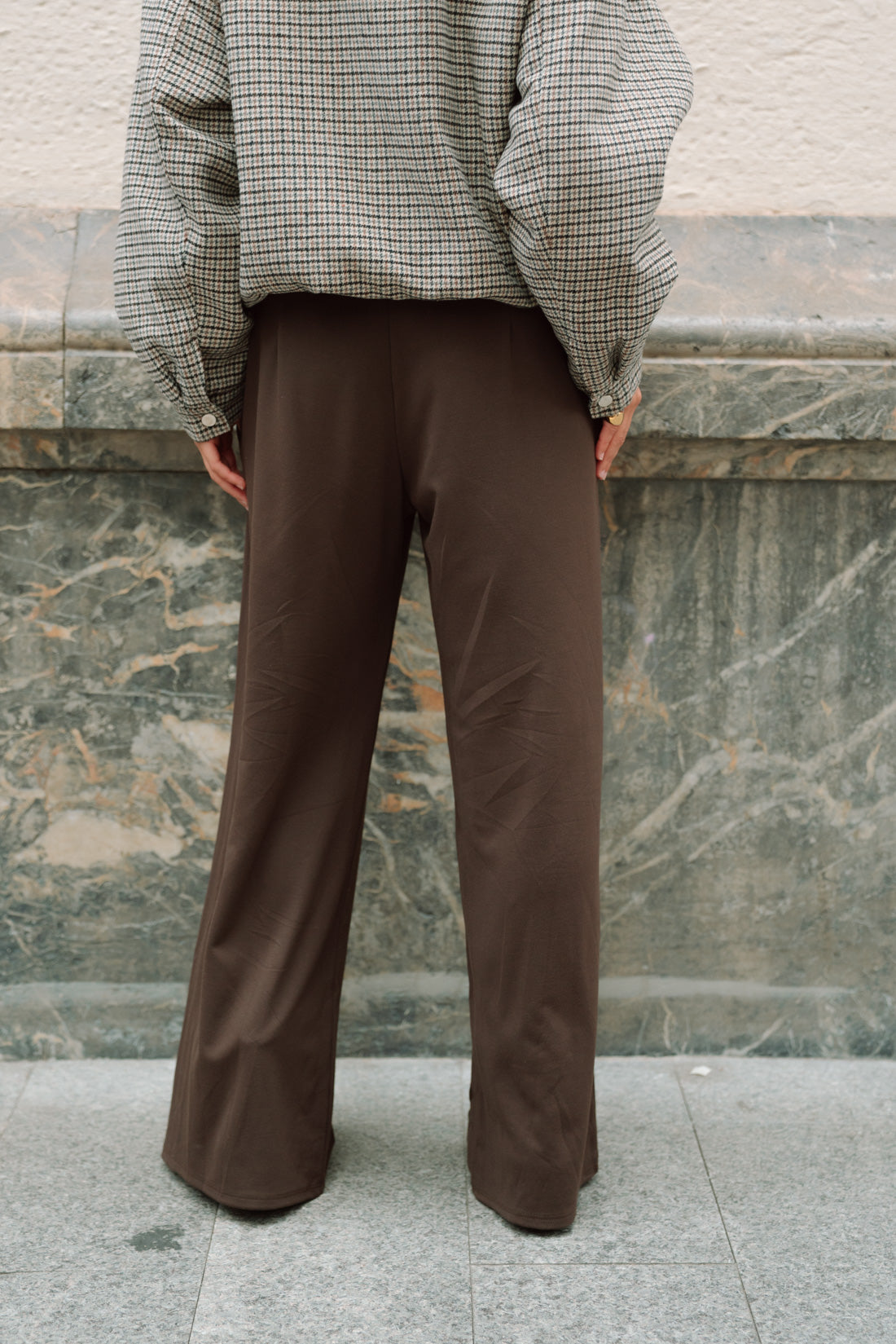 Pantalón UNIF choco (bolsillos)