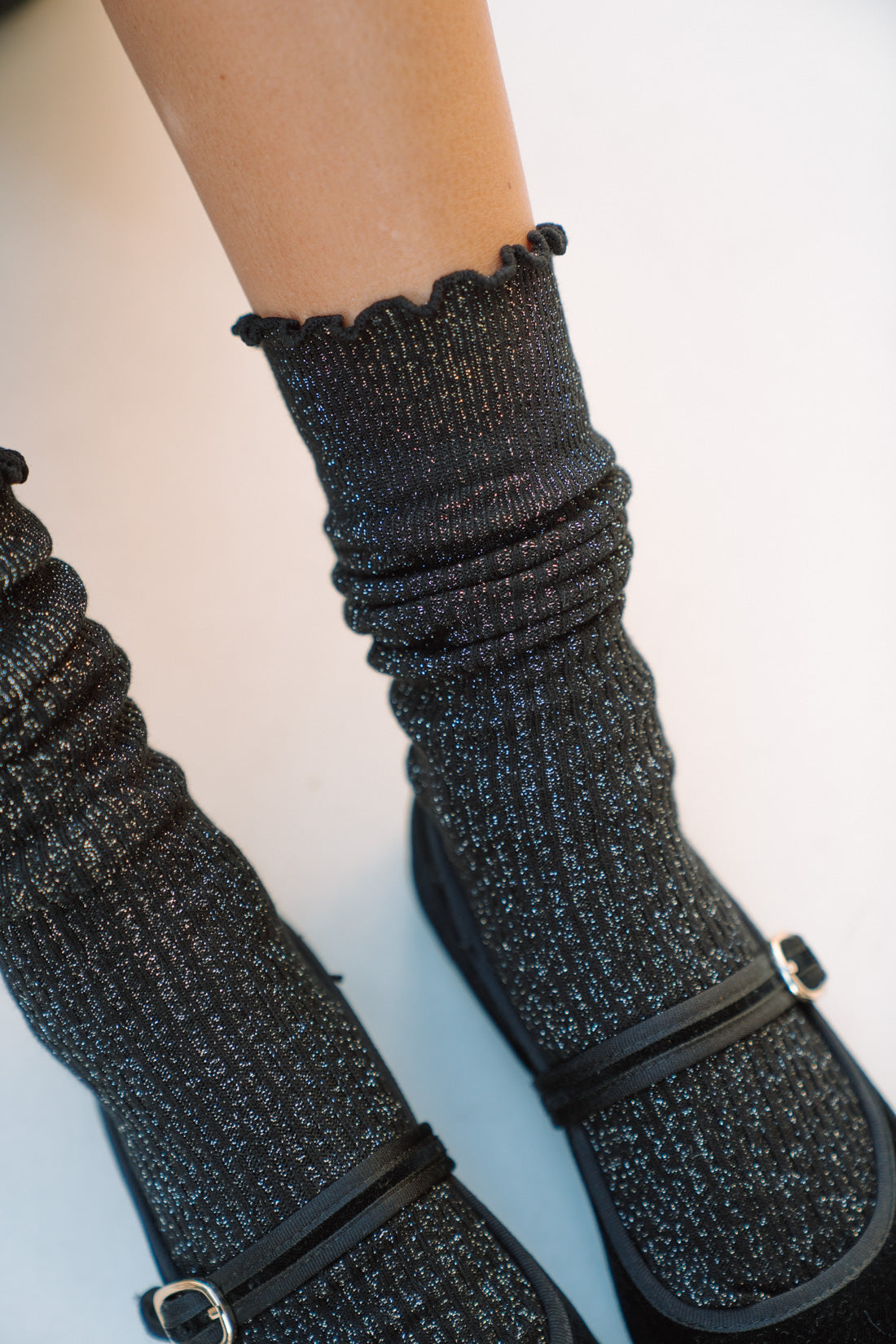 Calcetines brillo negro