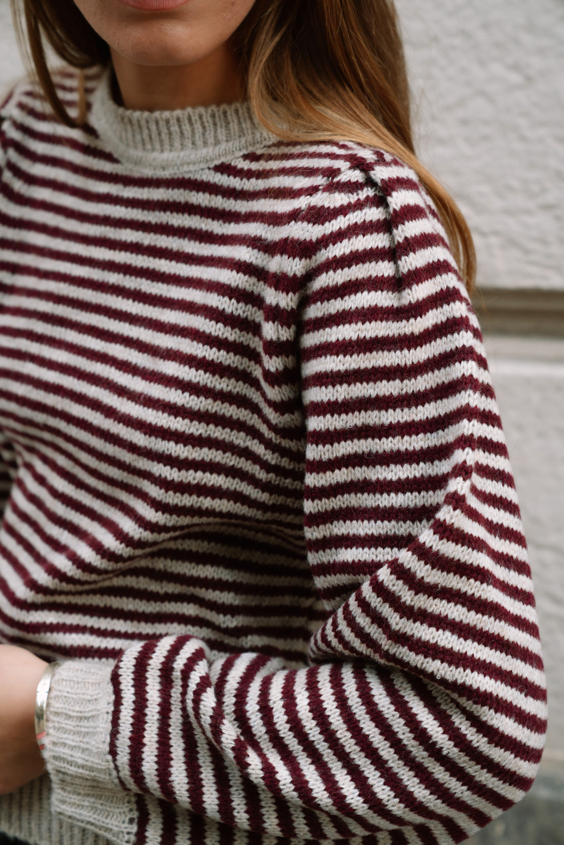 Jersey SHOULY rayas vino