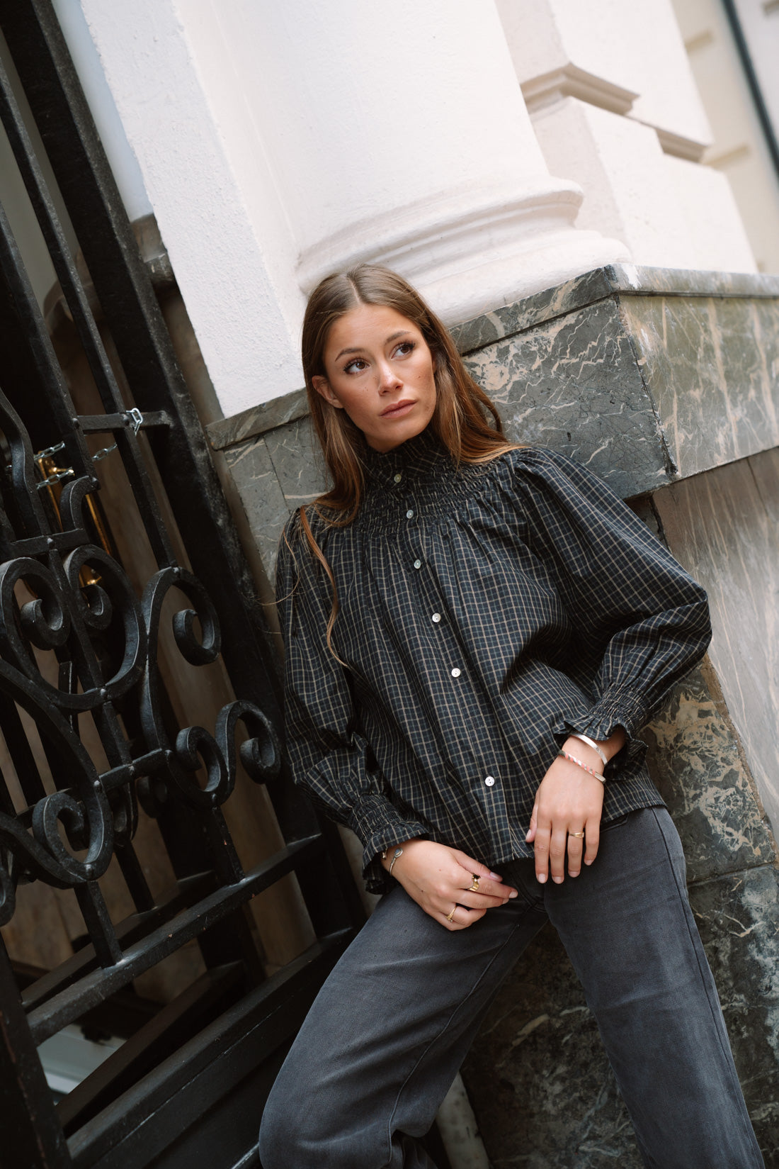 Camisa KHUINA tartan negro