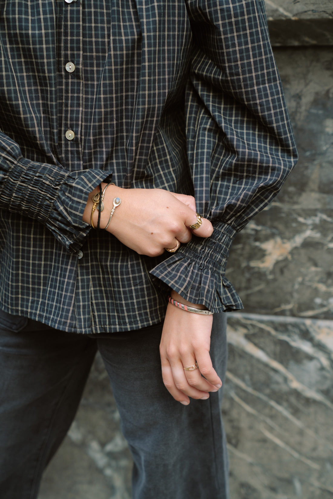 Camisa KHUINA tartan negro