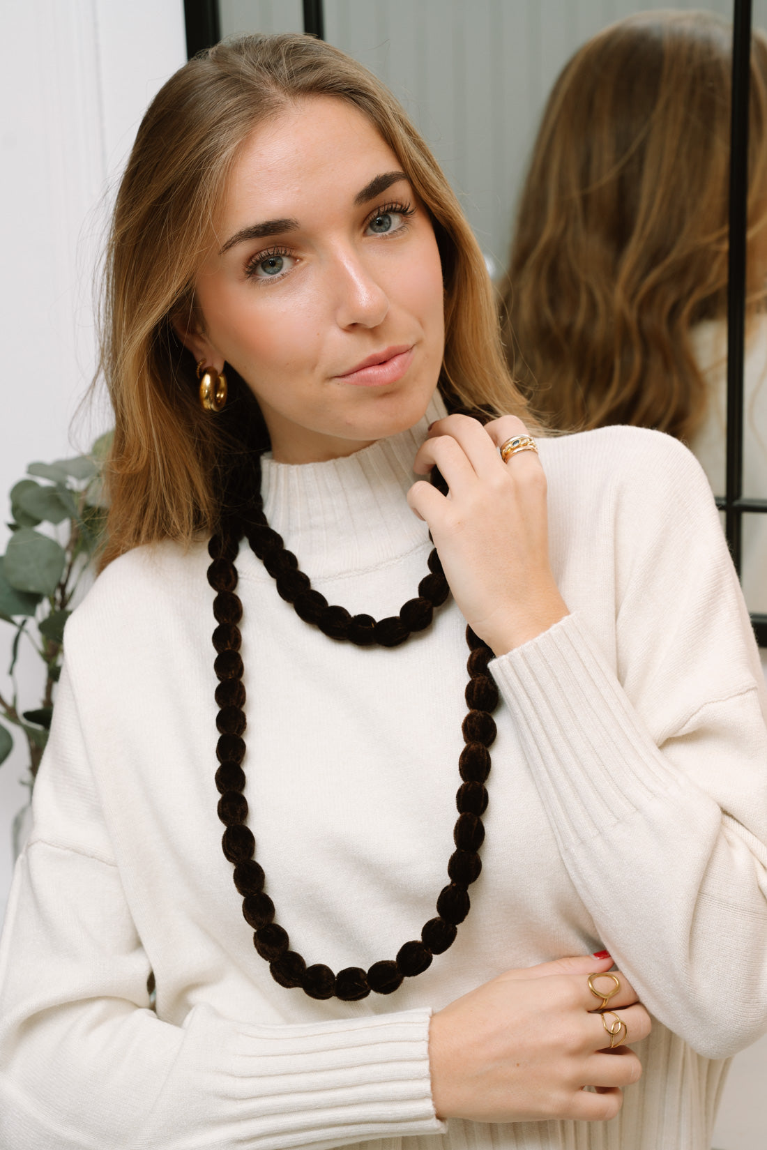 Collar terciopelo choco