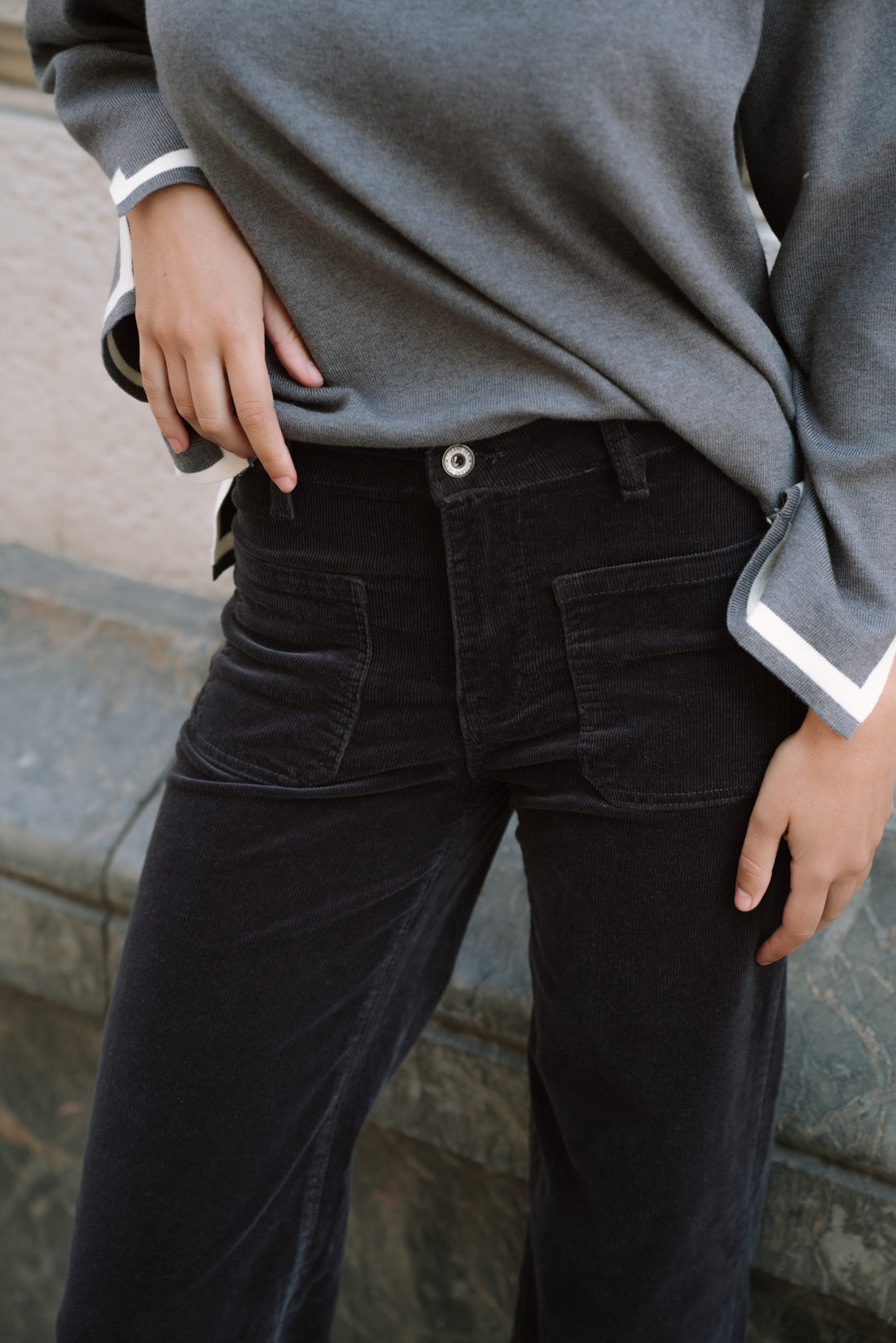 Pantalón FORY micropana gris