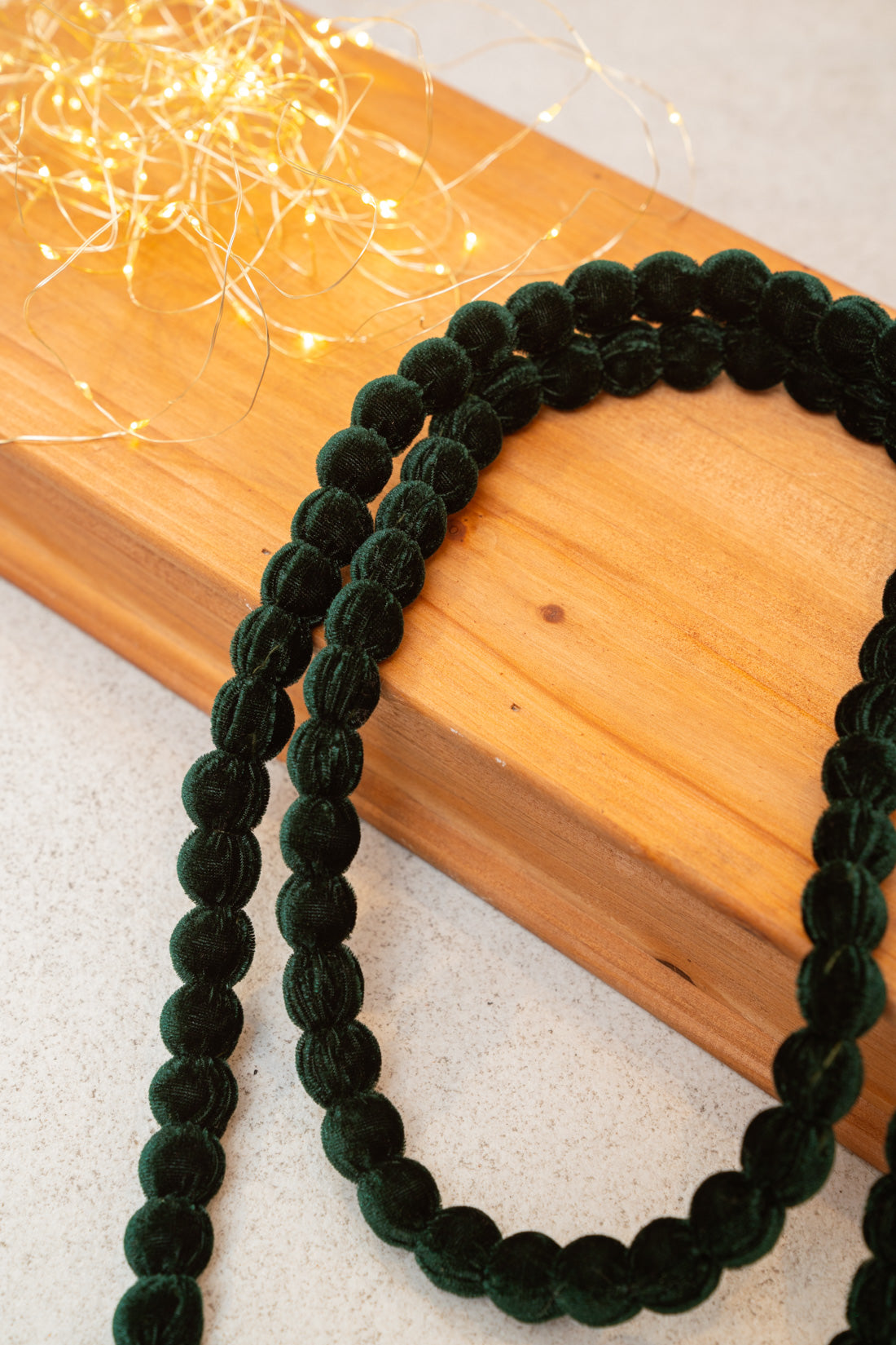 Collar terciopelo verde