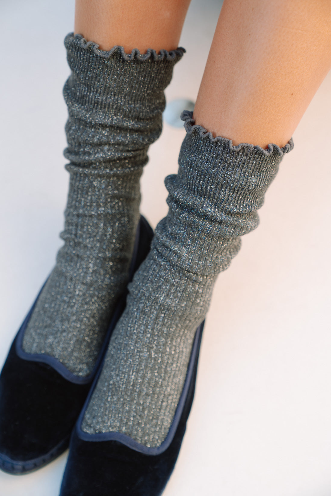 Calcetines brillo gris