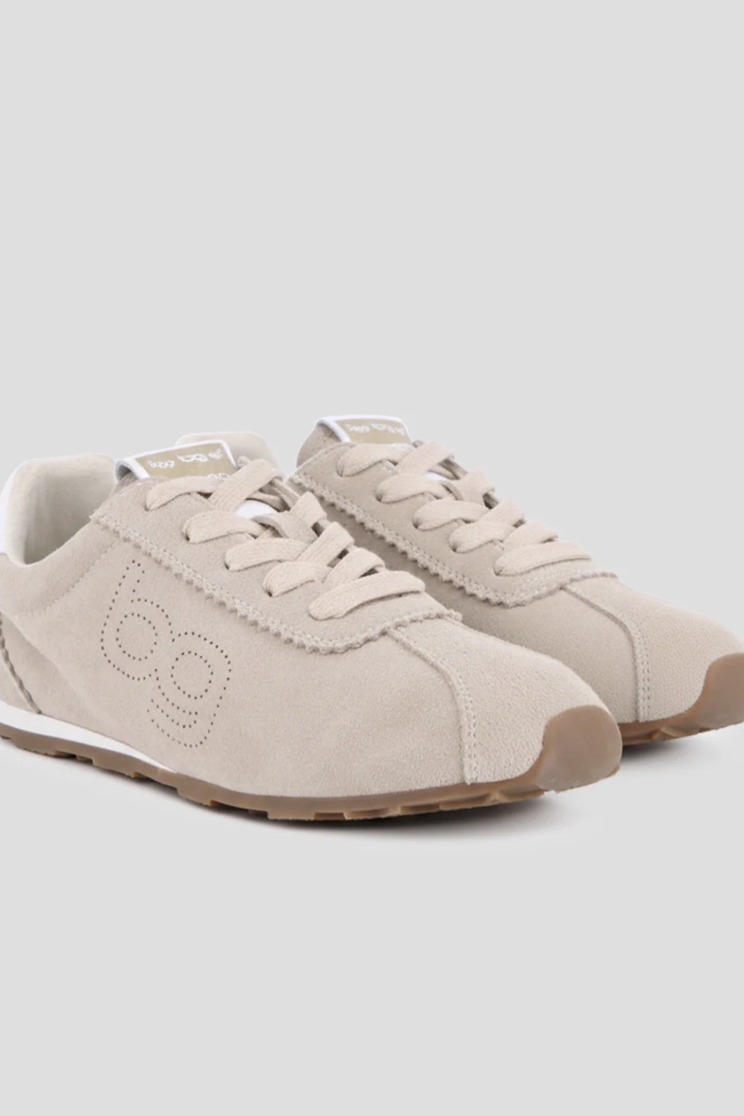 PROXIMAMENTE Zapatilla jogger JIMENA beige