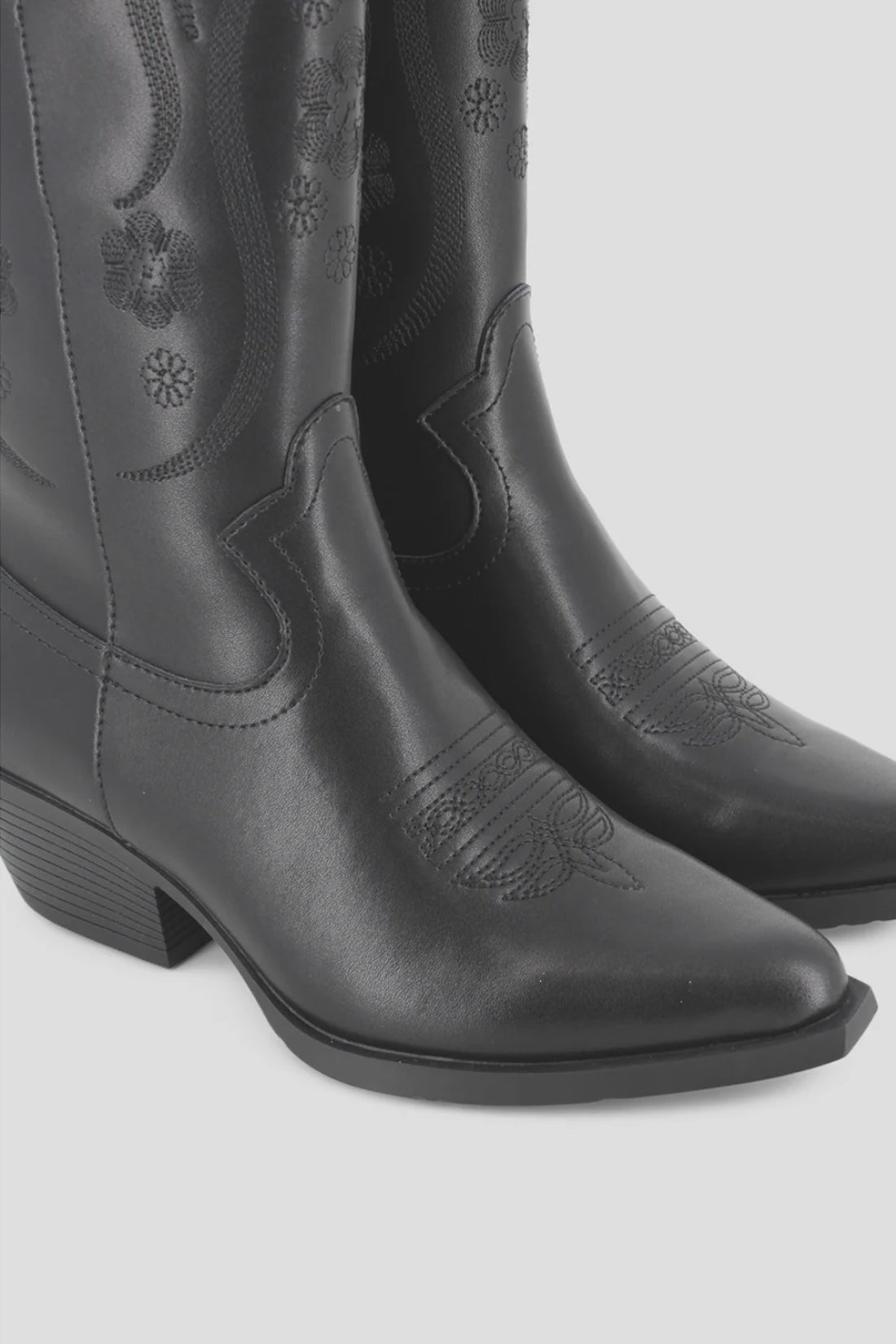 Botas ALISSON negras
