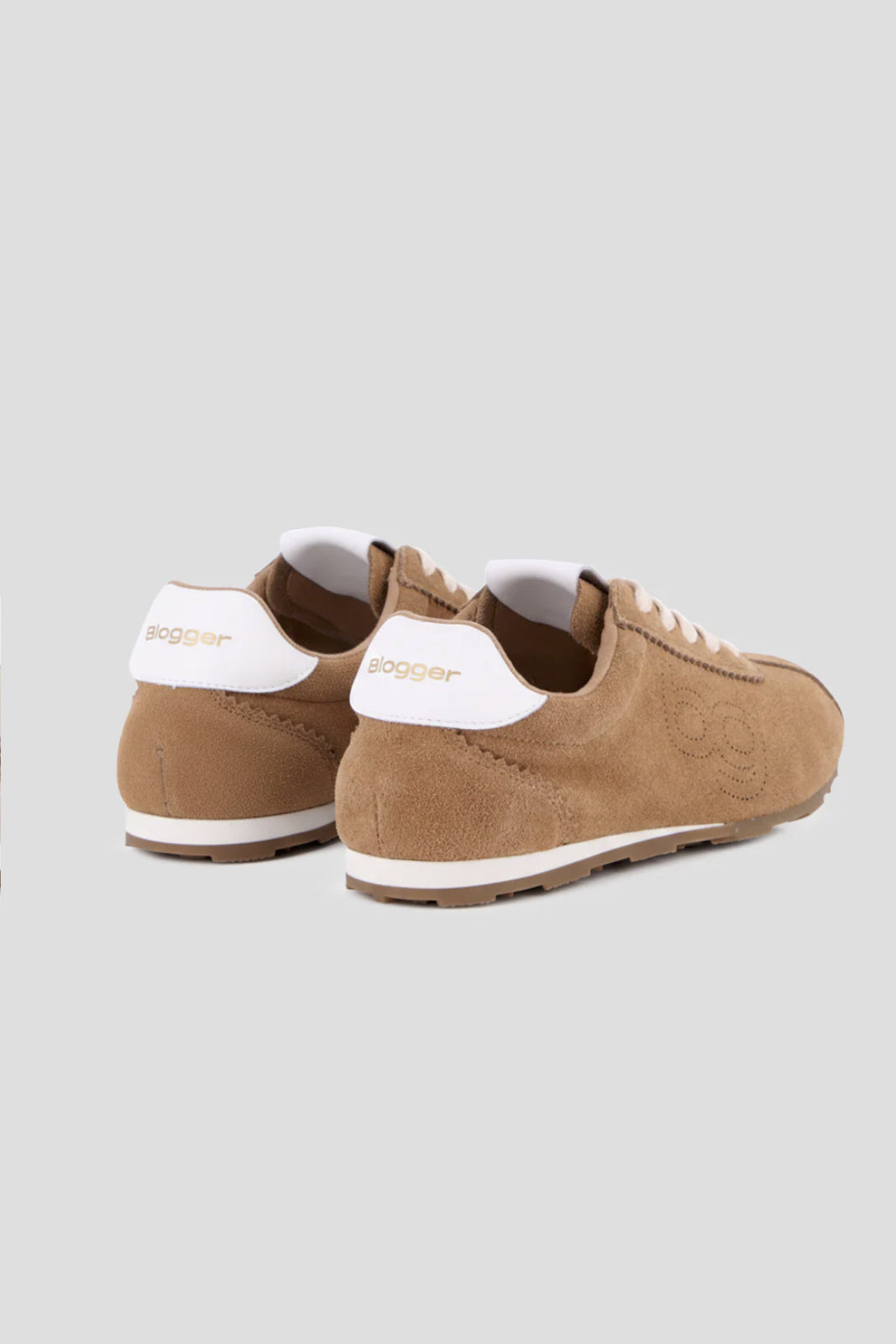 PROXIMAMENTE Zapatilla jogger JIMENA camel