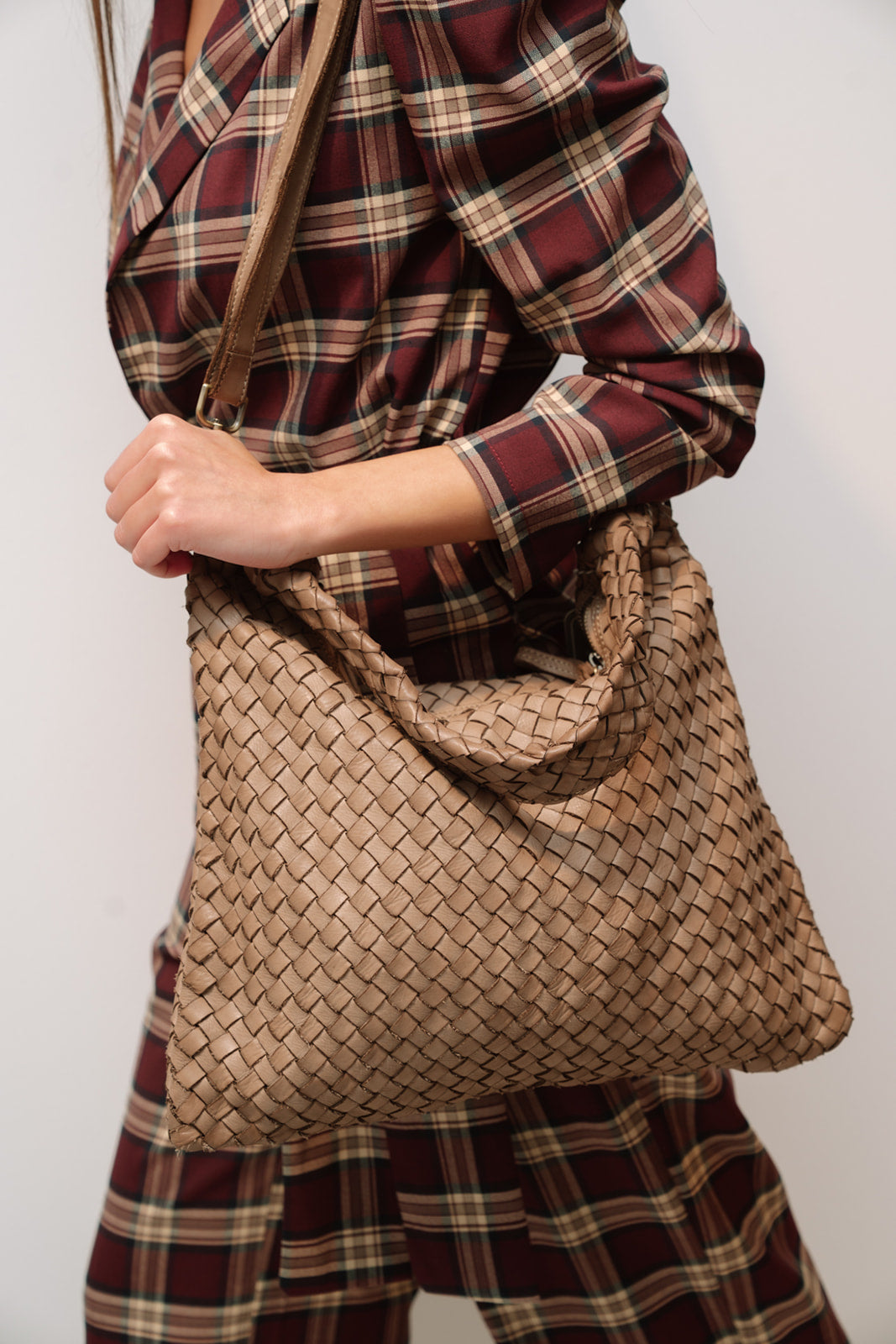 Bolso piel trenzado BRENDA